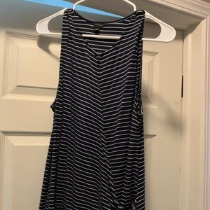🌸Ann Taylor Sleeveless Top, L🌸